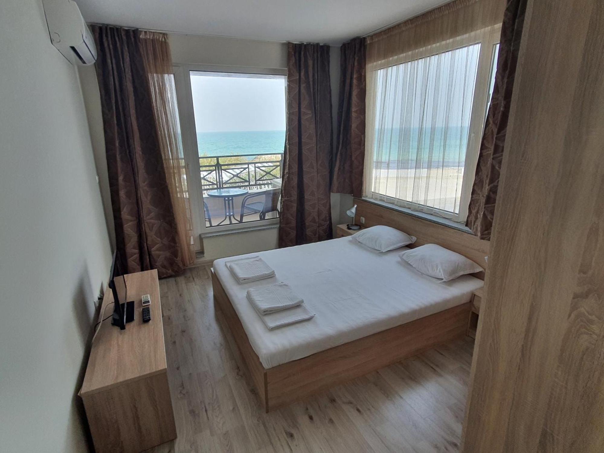 Таня 11 Lägenhet Pomorie Exteriör bild